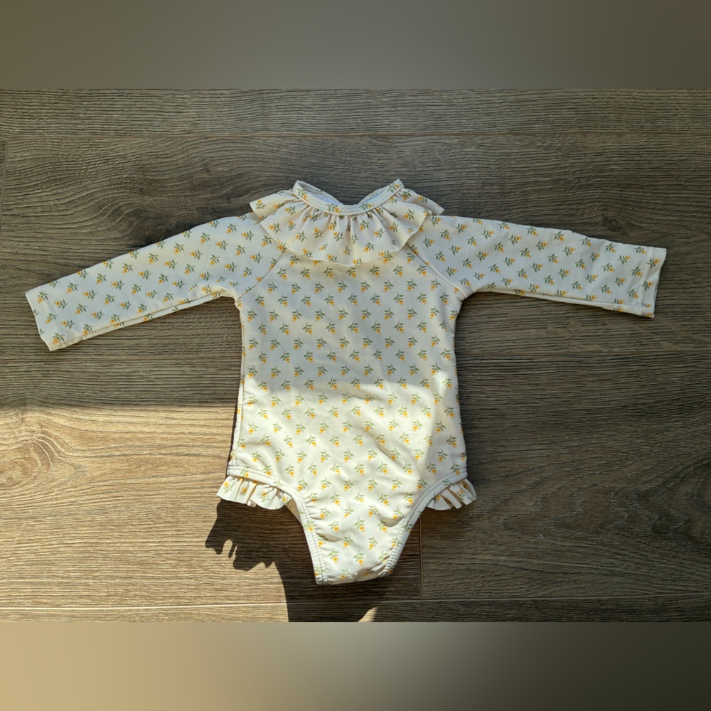 Edgehill Collection Baby Girl 6 Month Rash Guard Swimsuit — Like New